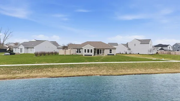 $339,900 | 3810 Victoria Lakes Court, New Haven, IN 46774