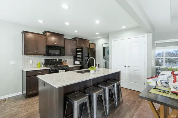 $339,900 | 3810 Victoria Lakes Court, New Haven, IN 46774