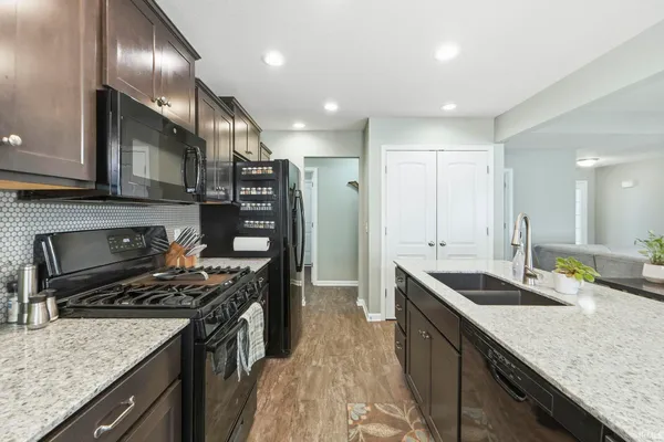 $339,900 | 3810 Victoria Lakes Court, New Haven, IN 46774