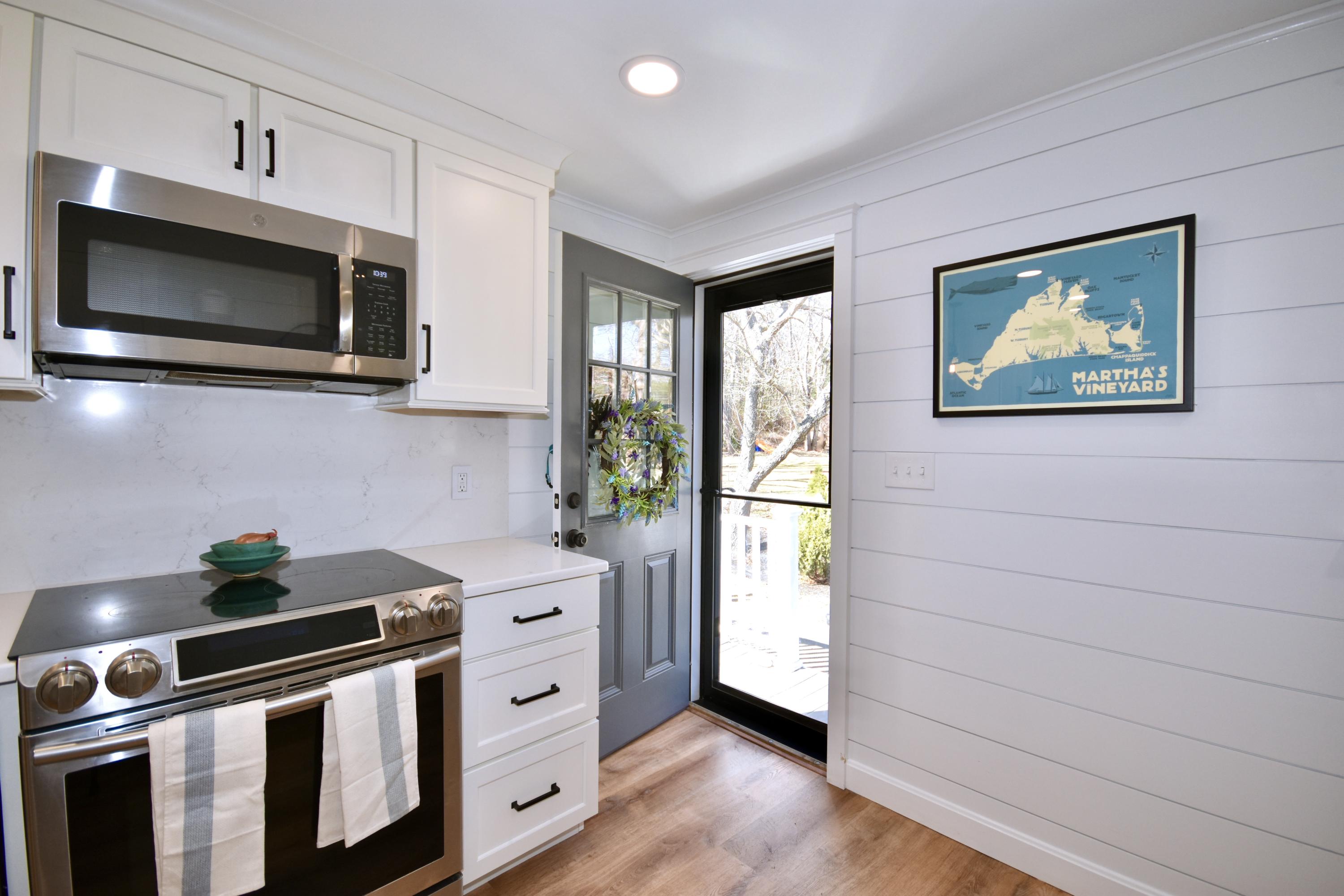 14 Hunters Ridge Road Sagamore Beach, MA 02562 - Photo 5 of 35 22C5D308-9E73-4EFC-8DF0-FAF86C0DD840_1_2