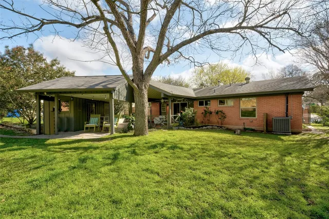 $3,000 | 4620 Englewood Drive, Austin, TX 78745