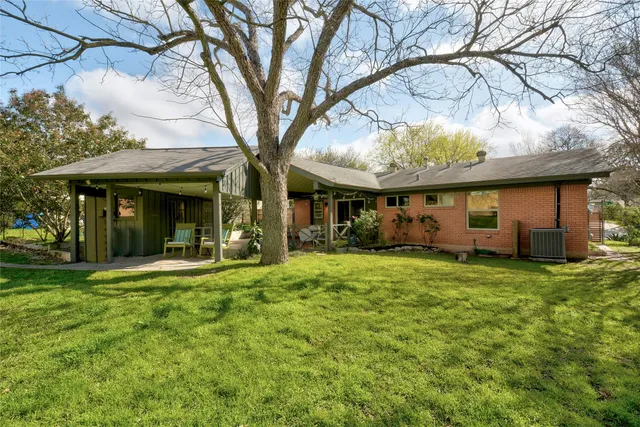 $3,000 | 4620 Englewood Drive, Austin, TX 78745