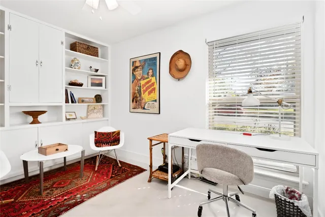 $3,000 | 4620 Englewood Drive, Austin, TX 78745