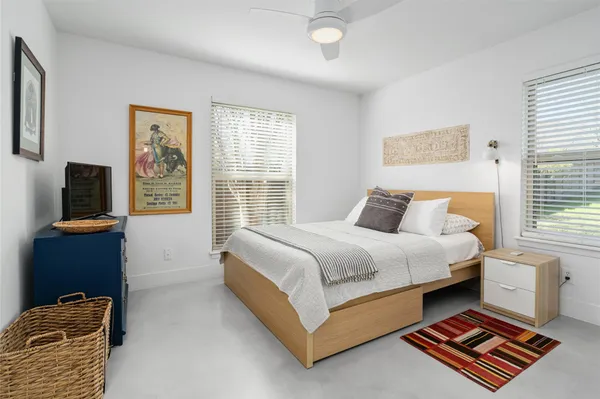 $3,100 | 4620 Englewood Drive, Austin, TX 78745