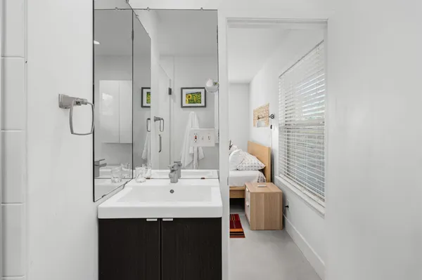 $3,100 | 4620 Englewood Drive, Austin, TX 78745