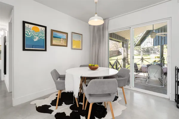 $3,100 | 4620 Englewood Drive, Austin, TX 78745