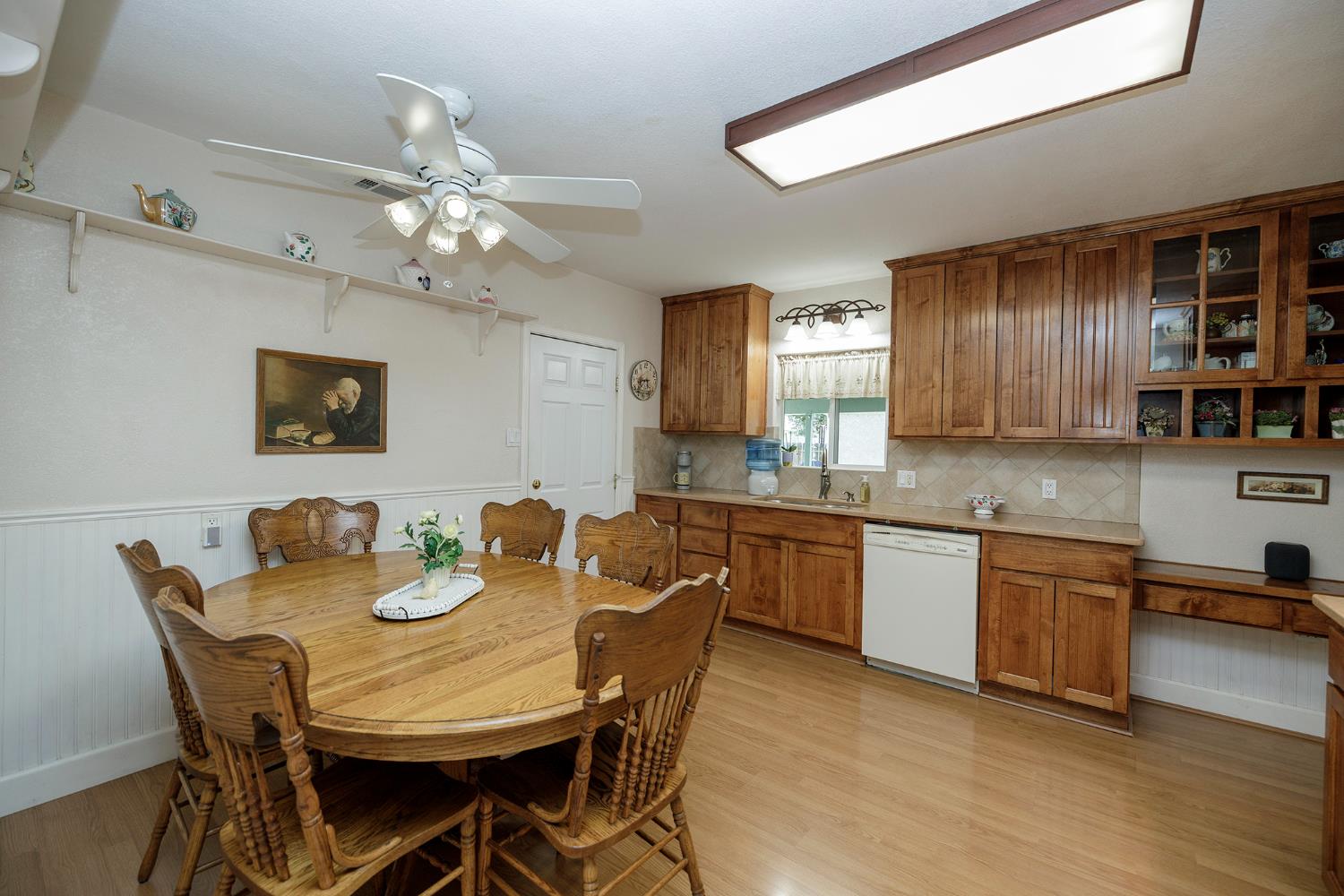 606 Palm Avenue Ripon, CA 95366 - Photo 5 of 31 Gallery Image 5