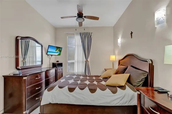 $275,000 | 7400 West 20th Avenue, Unit 402, Hialeah, FL 33016