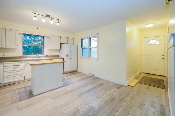 $352,000 | 923 Bell Avenue, New Buffalo, MI 49117