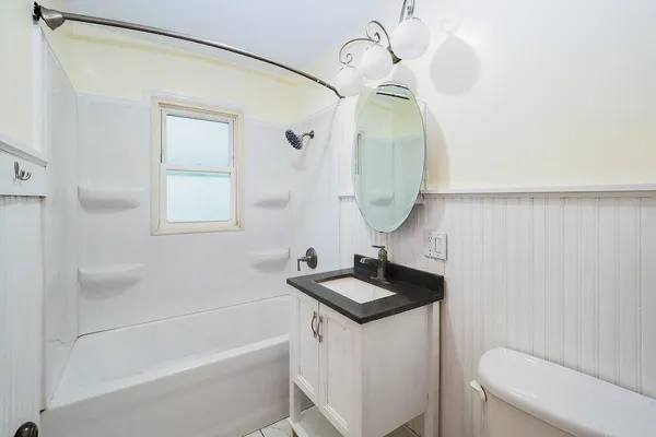 $352,000 | 923 Bell Avenue, New Buffalo, MI 49117