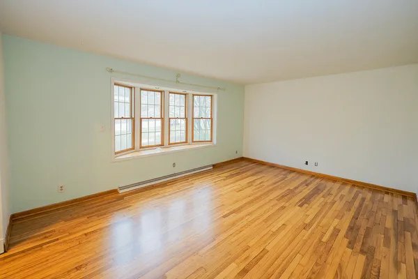 $352,000 | 923 Bell Avenue, New Buffalo, MI 49117