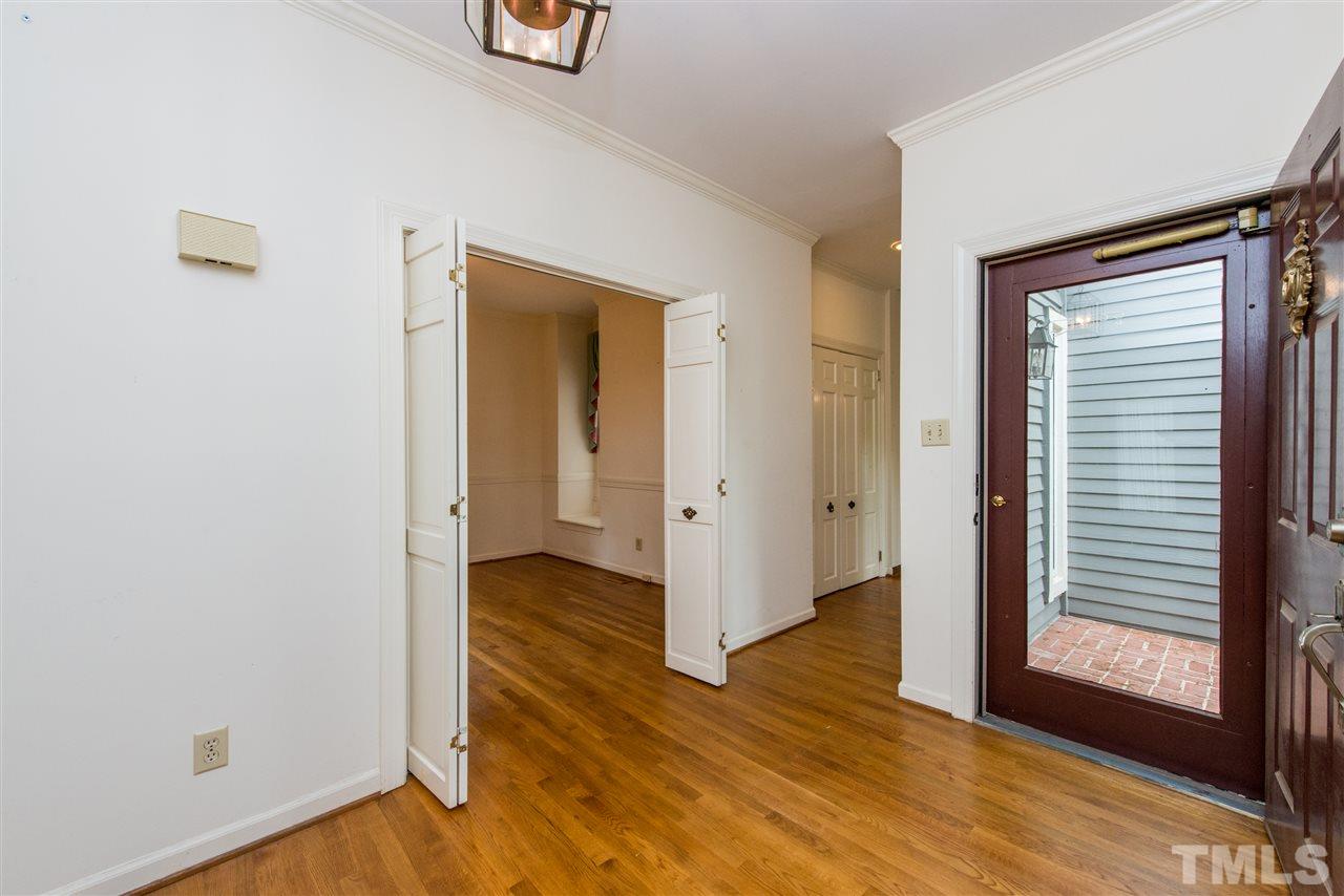 5835 Sentinel Drive Raleigh, NC 27609 - Photo 4 of 25 Gallery Image 4