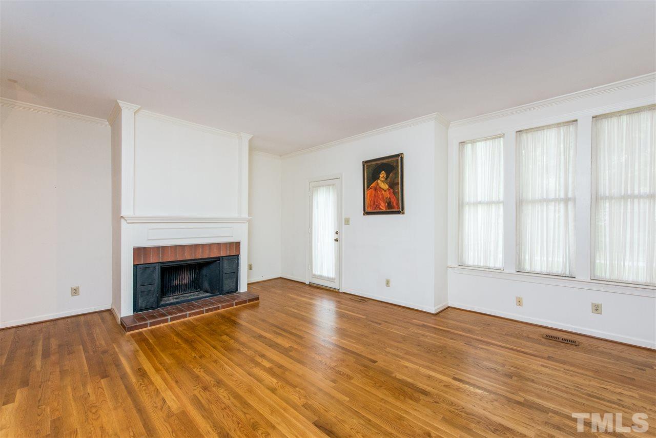 5835 Sentinel Drive Raleigh, NC 27609 - Photo 5 of 25 Gallery Image 5