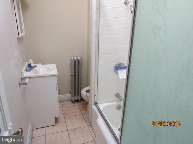 3 South Wickham Road Baltimore, MD 21229 - Photo 11 of 14 UL Bath