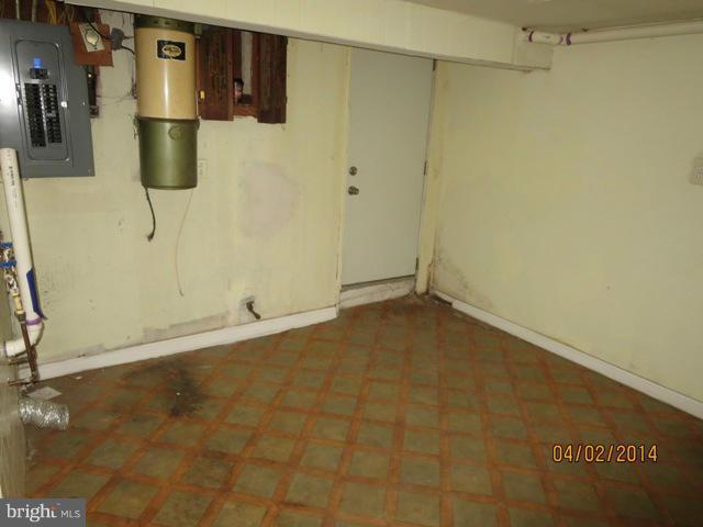 3 South Wickham Road Baltimore, MD 21229 - Photo 13 of 14 Basement