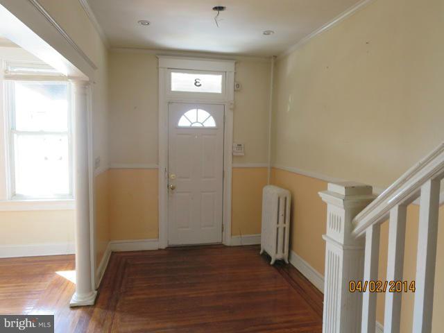 3 South Wickham Road Baltimore, MD 21229 - Photo 3 of 14 Interior (General)