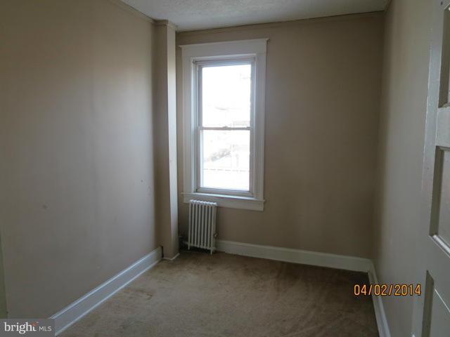 3 South Wickham Road Baltimore, MD 21229 - Photo 7 of 14 Bedroom