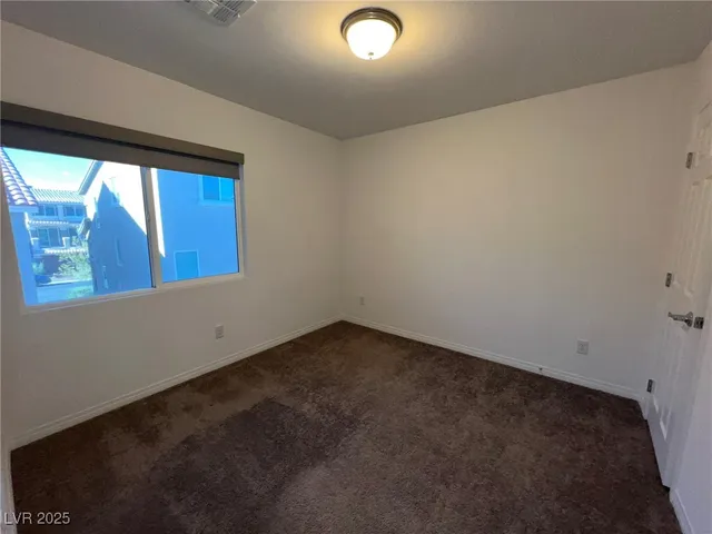 $2,835 | 7075 Jasper Hill Way, Las Vegas, NV 89118