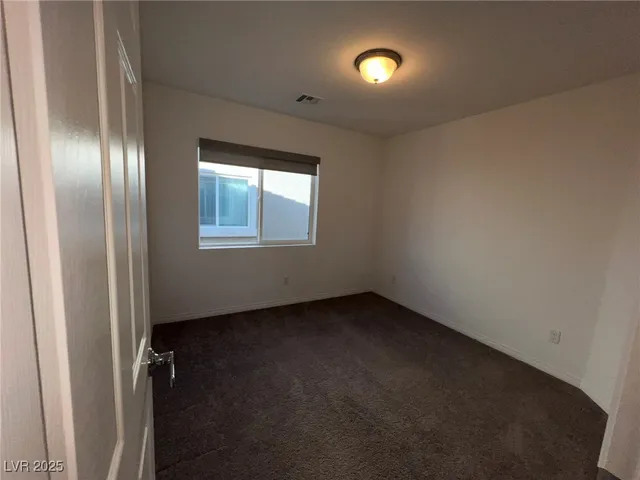 $2,835 | 7075 Jasper Hill Way, Las Vegas, NV 89118