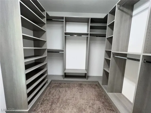 $2,835 | 7075 Jasper Hill Way, Las Vegas, NV 89118