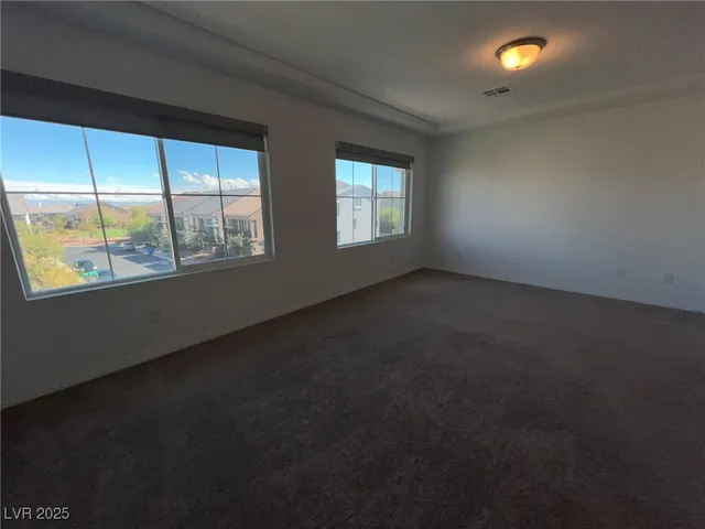 $2,835 | 7075 Jasper Hill Way, Las Vegas, NV 89118