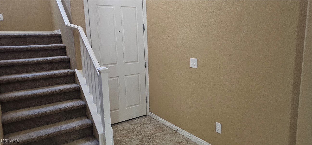 9018 Winchester Ridge Street Las Vegas, NV 89139 - Photo 16 of 24