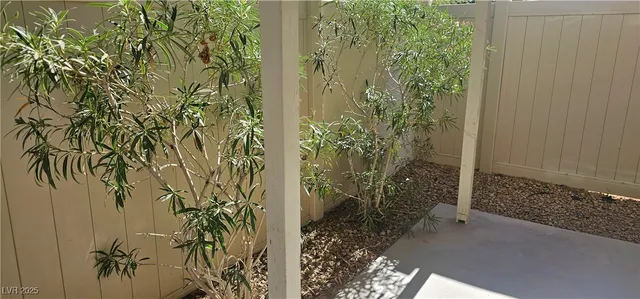 $2,250 | 9018 Winchester Ridge Street, Las Vegas, NV 89139