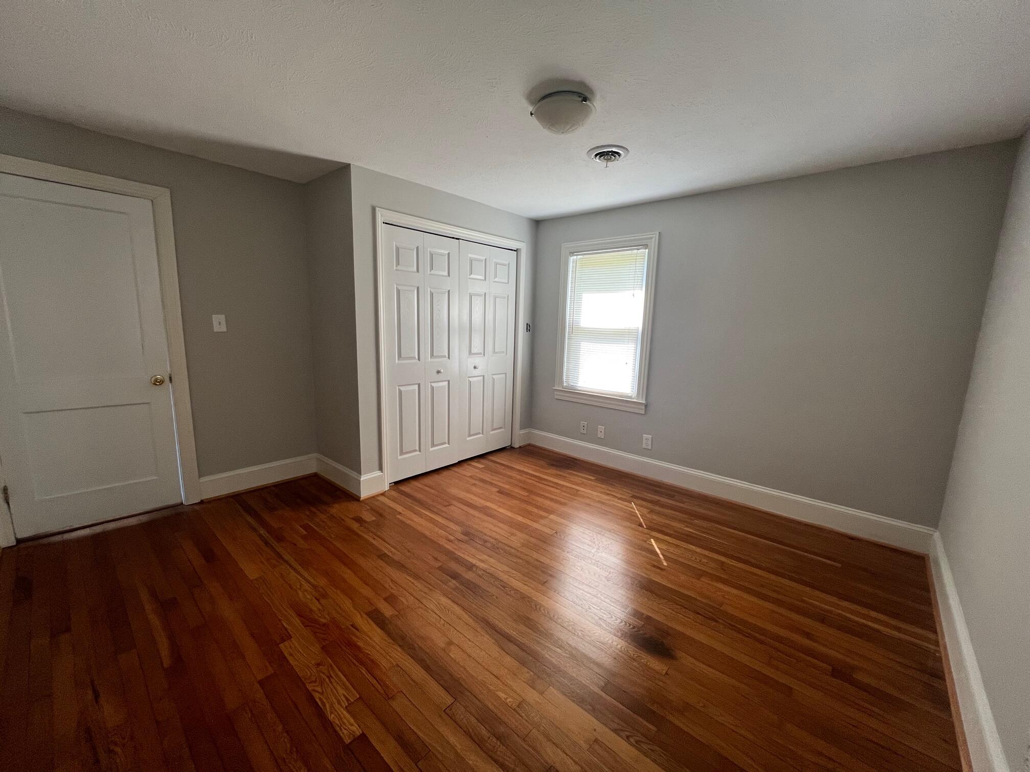 202 Maple Tree Drive Bristol, TN 37620 - Photo 13 of 20 IMG_2003