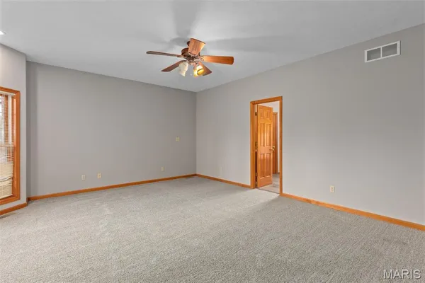 $529,000 | 8 Deer Hollow Lane, Litchfield, IL 62056