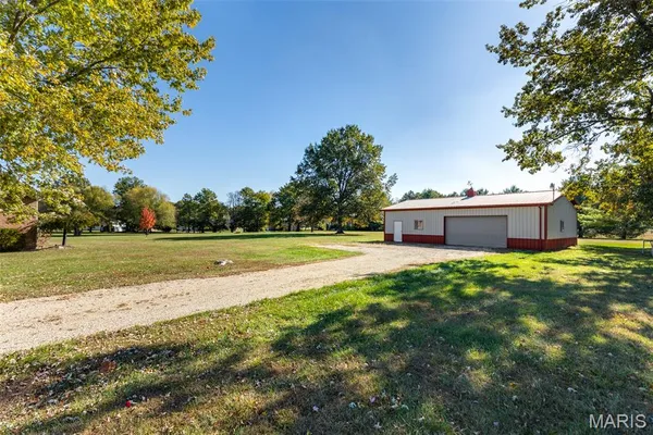 $529,000 | 8 Deer Hollow Lane, Litchfield, IL 62056