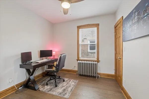 $2,500 | 1341 Ridgeland Avenue, Unit 2, Berwyn, IL 60402