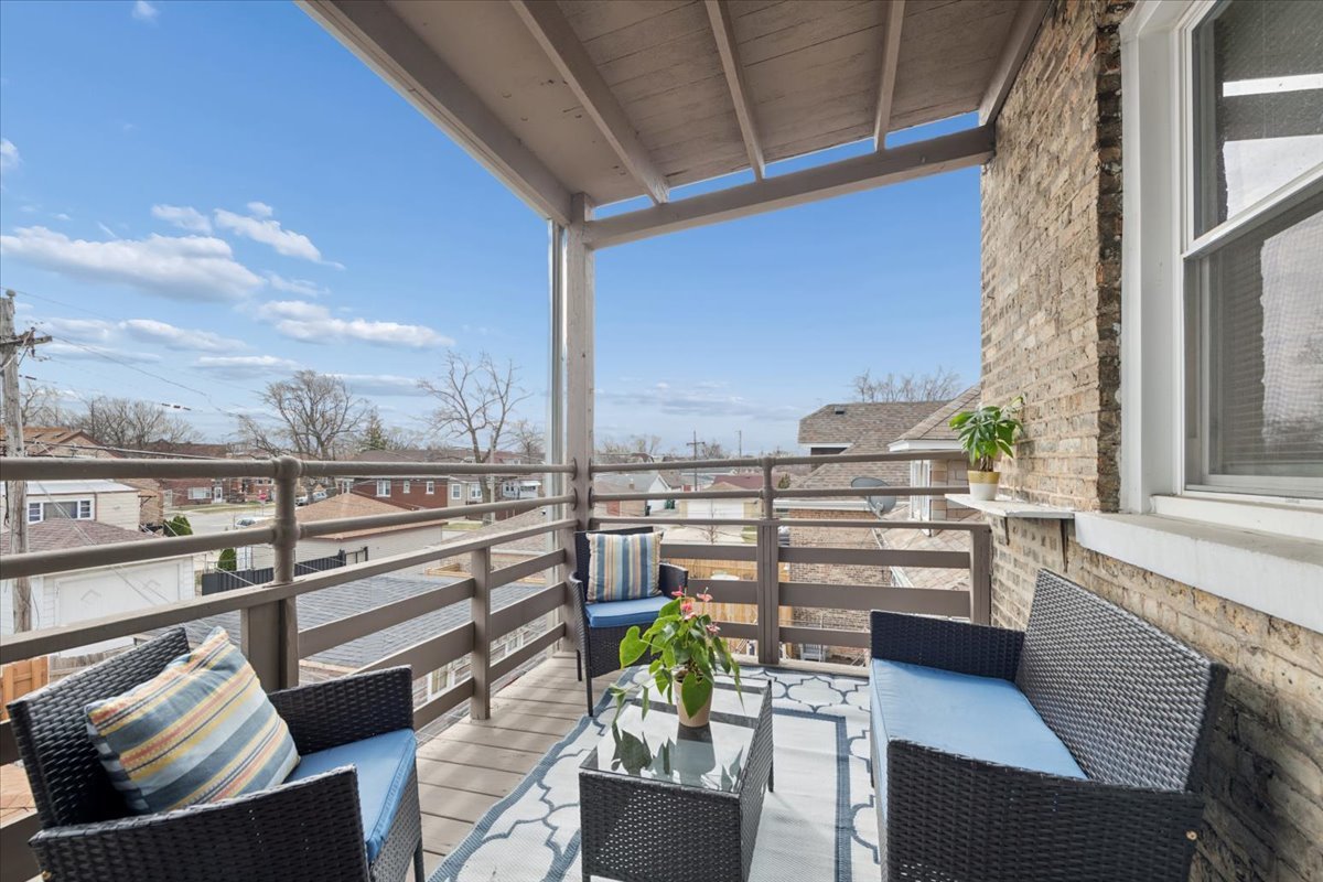 1341 Ridgeland Avenue, Unit 2 Berwyn, IL 60402 - Photo 12 of 14