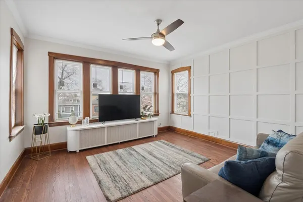 $2,500 | 1341 Ridgeland Avenue, Unit 2, Berwyn, IL 60402