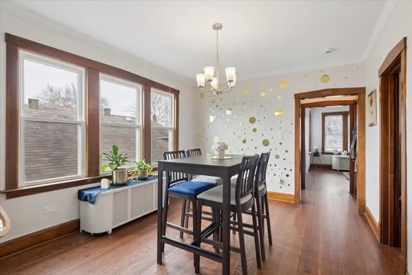 $2,500 | 1341 Ridgeland Avenue, Unit 2, Berwyn, IL 60402