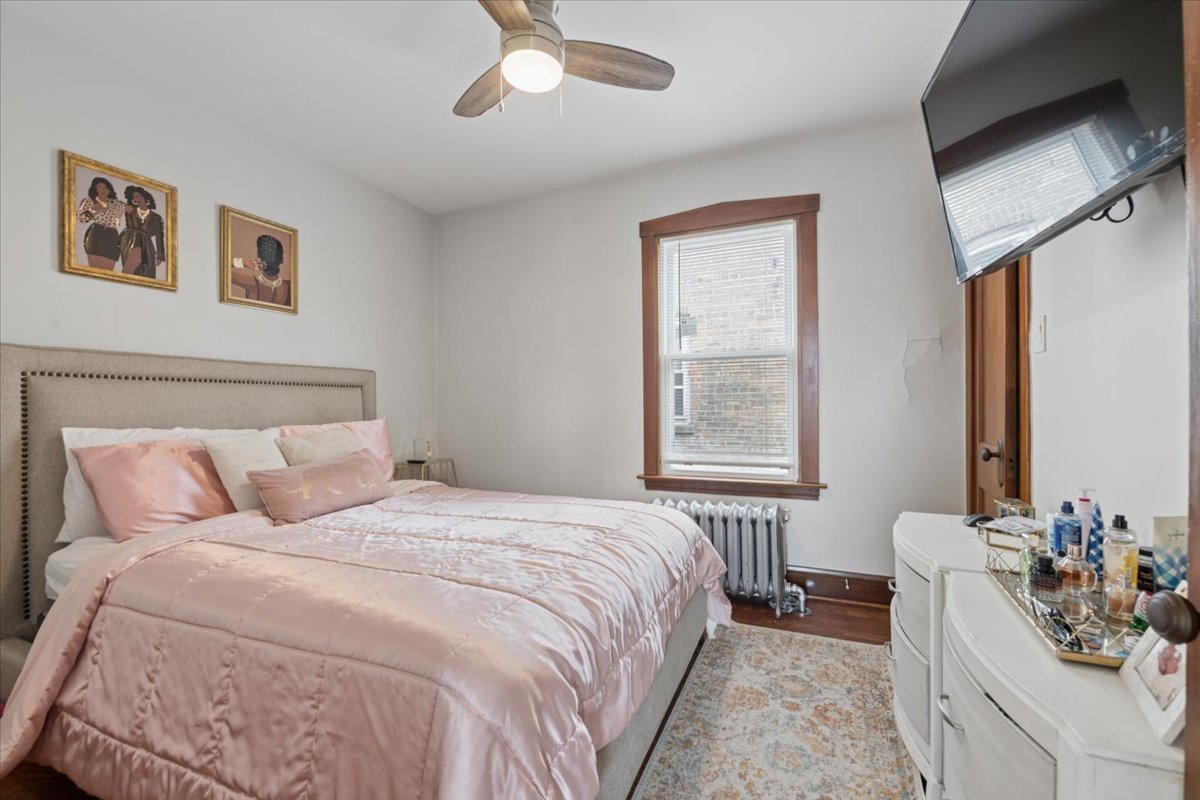 1341 Ridgeland Avenue, Unit 2 Berwyn, IL 60402 - Photo 9 of 14