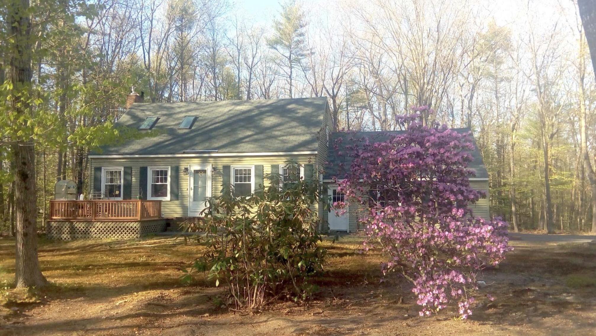 11 Gloria Street Gorham, ME 04038 - Photo 1 of 44 IMG_0082