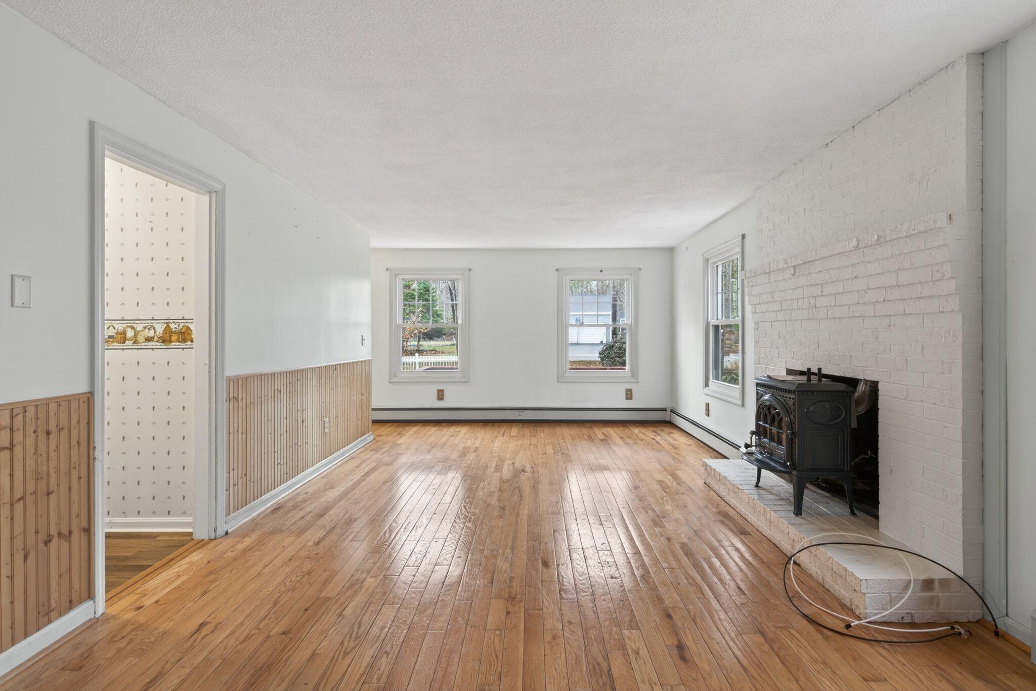 11 Gloria Street Gorham, ME 04038 - Photo 20 of 44 11_Gloria_St_021