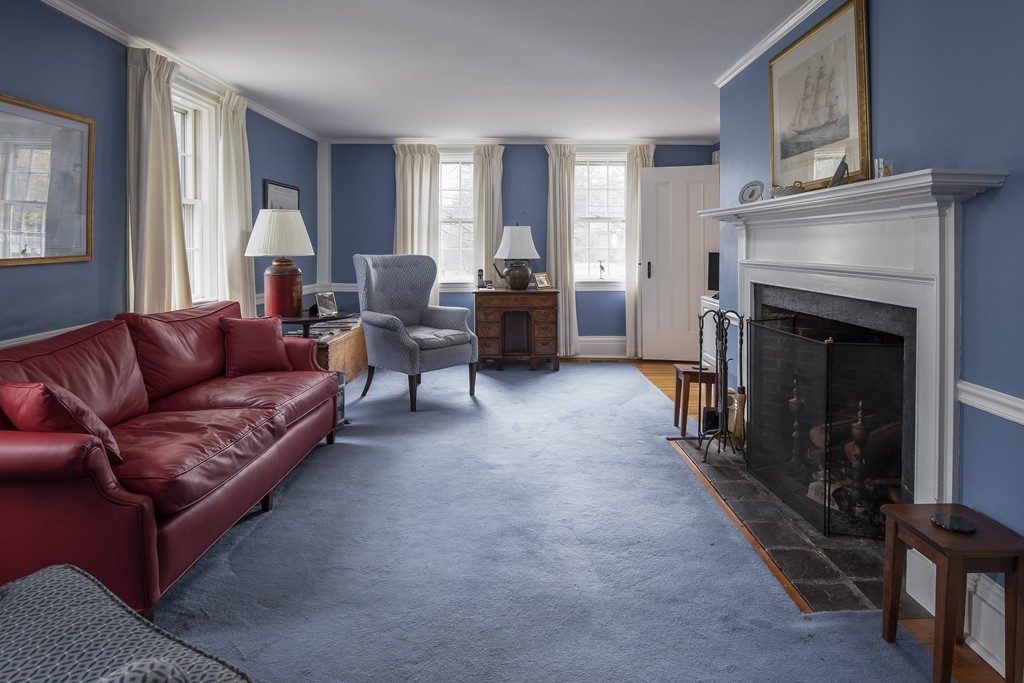 85 Belknap Road Framingham, MA 01701 - Photo 8 of 30