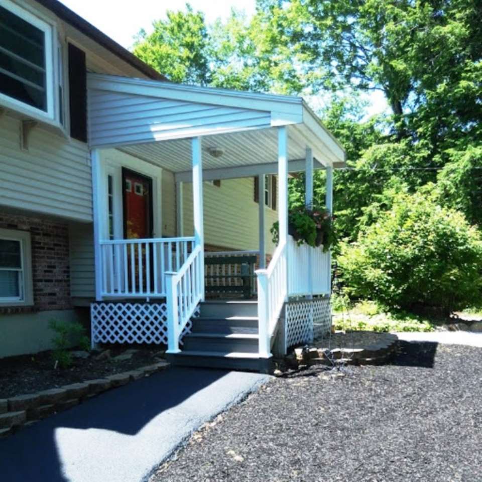 780 North Road Candia, NH 03034 - Photo 5 of 38