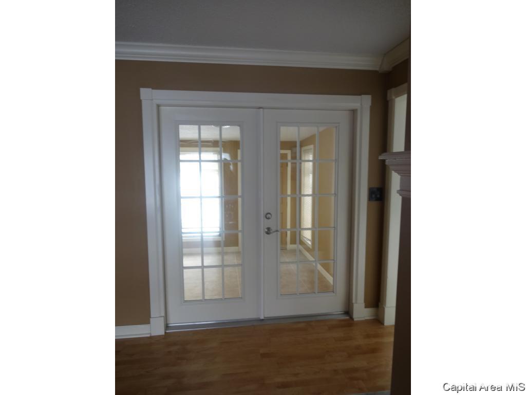 5480 West Divernon Road Auburn, IL 62615 - Photo 13 of 33