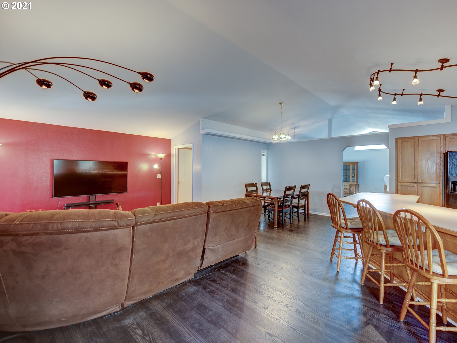 1810 Labona Drive Eugene, OR 97404 - Photo 12 of 30