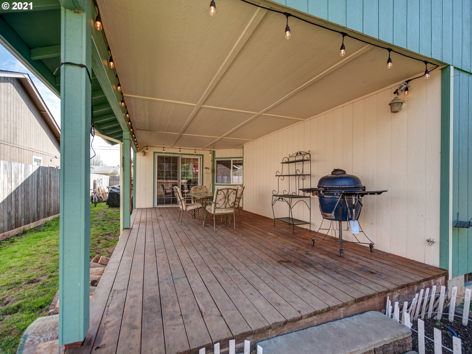 1810 Labona Drive Eugene, OR 97404 - Photo 28 of 30