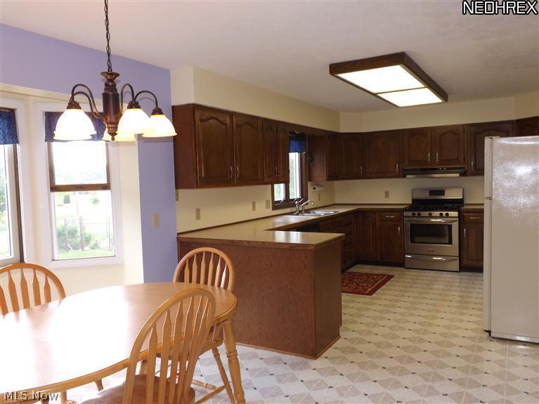 4734 Granger Road Akron, OH 44333 - Photo 4 of 14