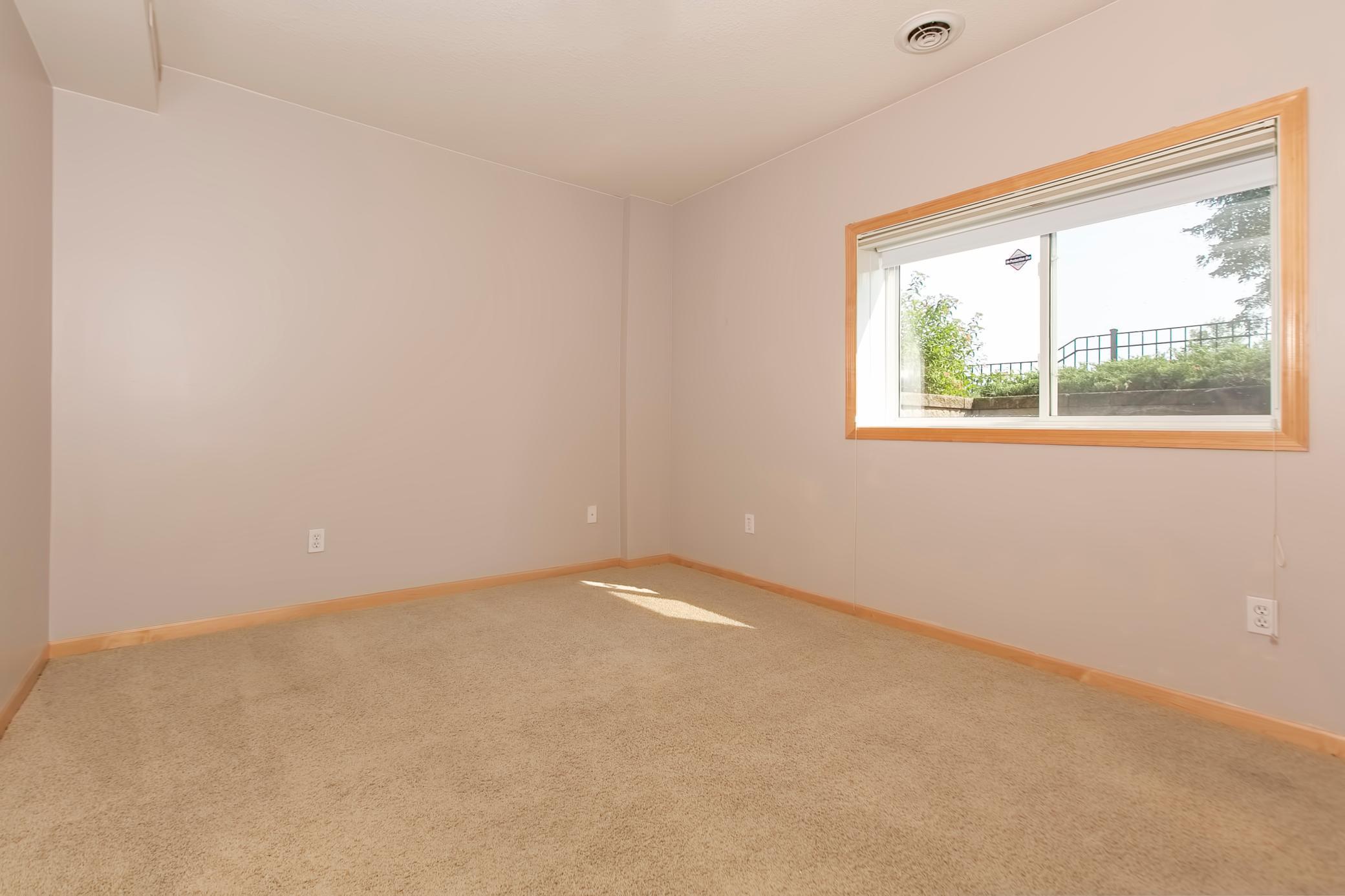 8338 Labont Way Eden Prairie, MN 55344 - Photo 22 of 26 Gallery Image 22