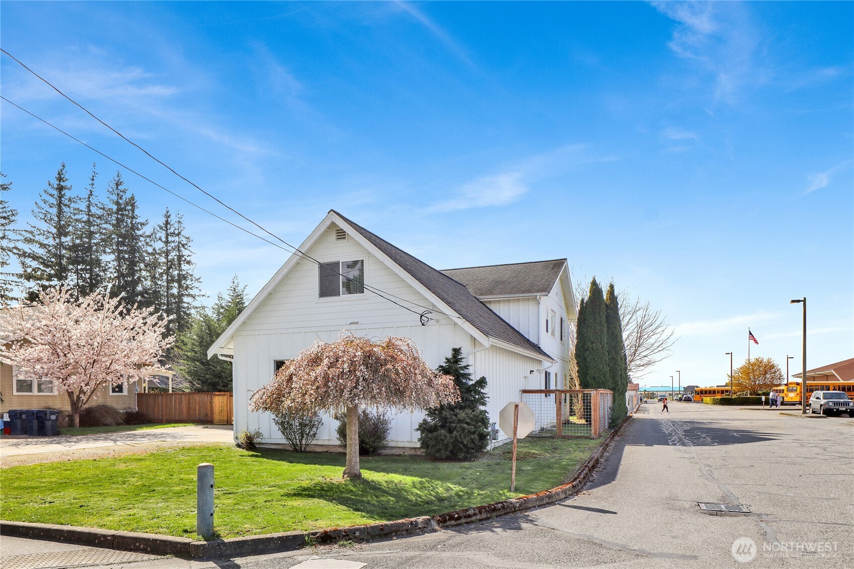 8457 Benson Road Lynden, WA 98264 - Photo 3 of 38
