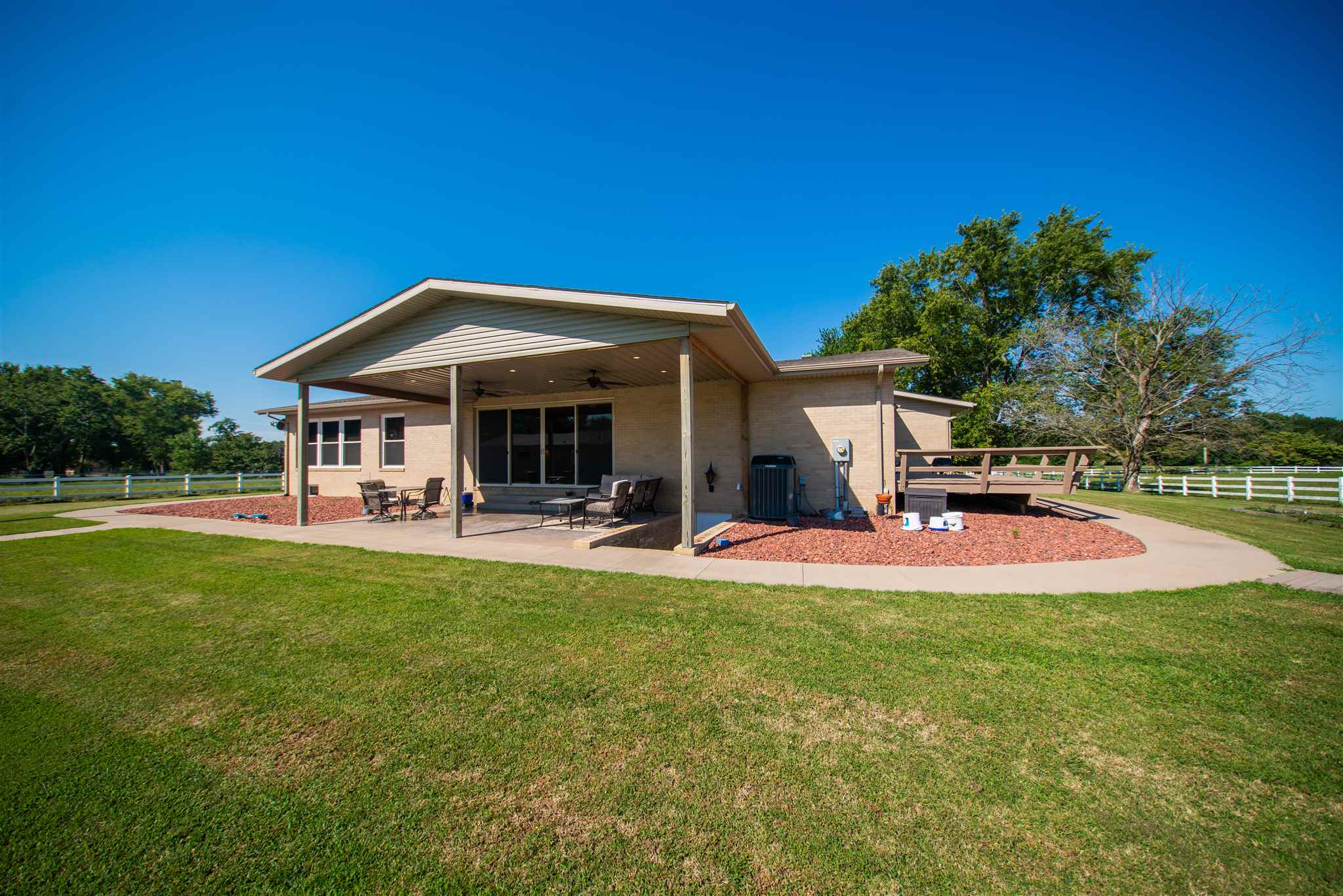 90 Golf Course Road Eldorado, IL 62930 - Photo 5 of 45 Gallery Image 5