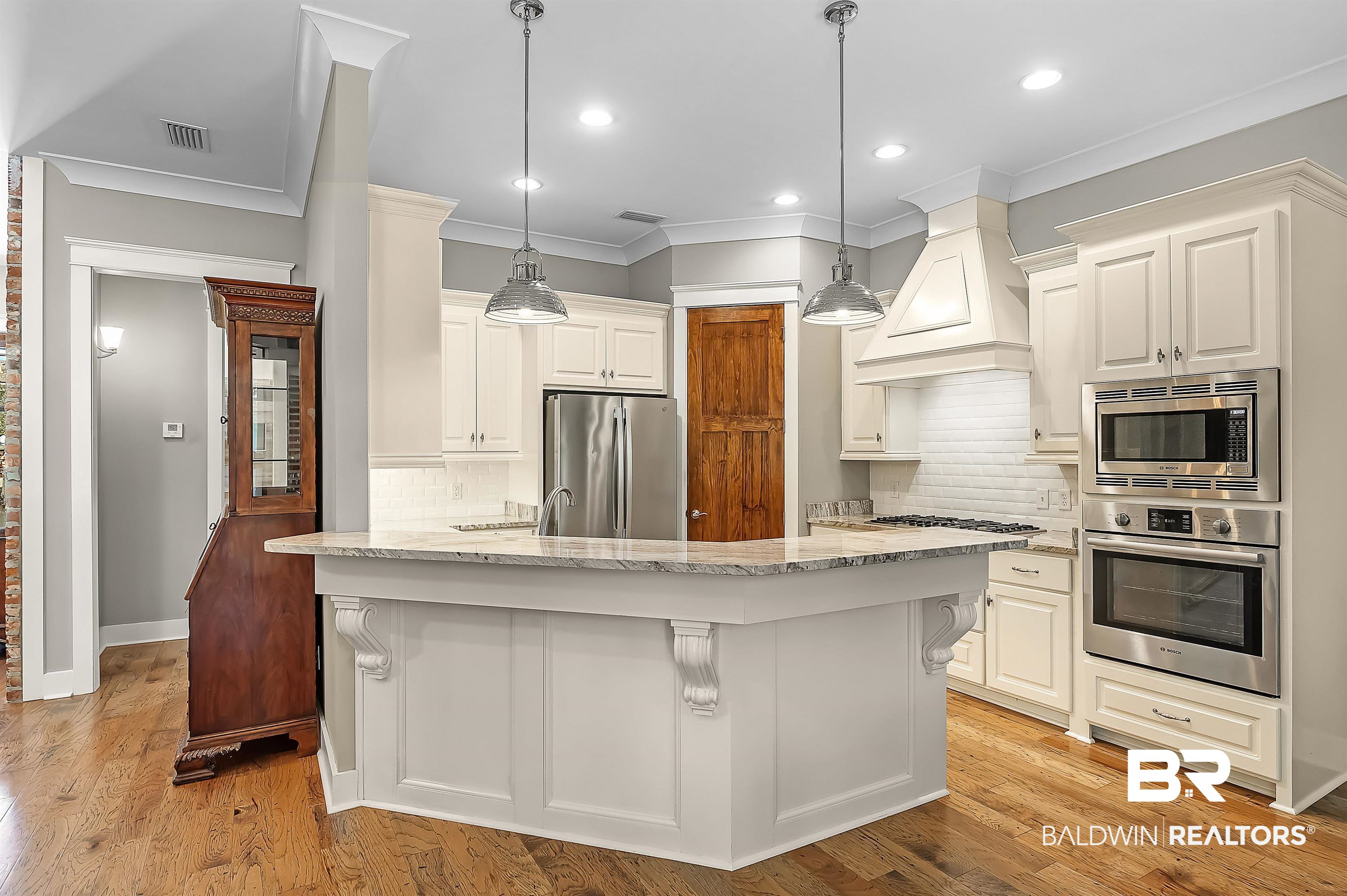 212 Simon Street Fairhope, AL 36532 - Photo 17 of 49 Kitchen