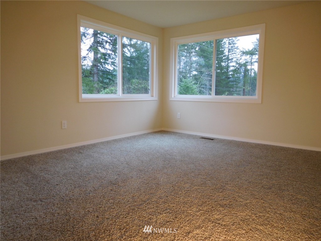4618 Sunnyslope Road Southwest Port Orchard, WA 98367 - Photo 12 of 22 Gallery Image 12