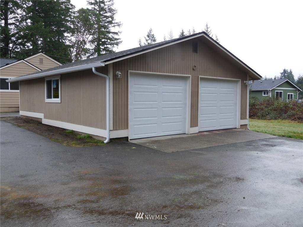 4618 Sunnyslope Road Southwest Port Orchard, WA 98367 - Photo 3 of 22 Gallery Image 3