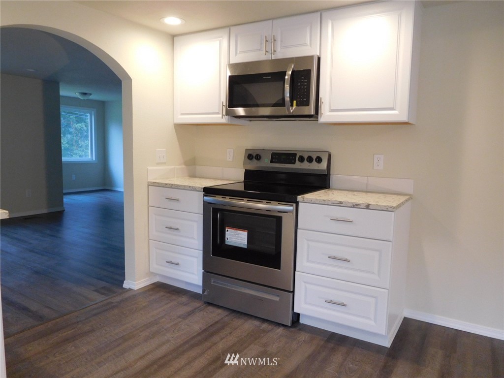 4618 Sunnyslope Road Southwest Port Orchard, WA 98367 - Photo 5 of 22 Gallery Image 5